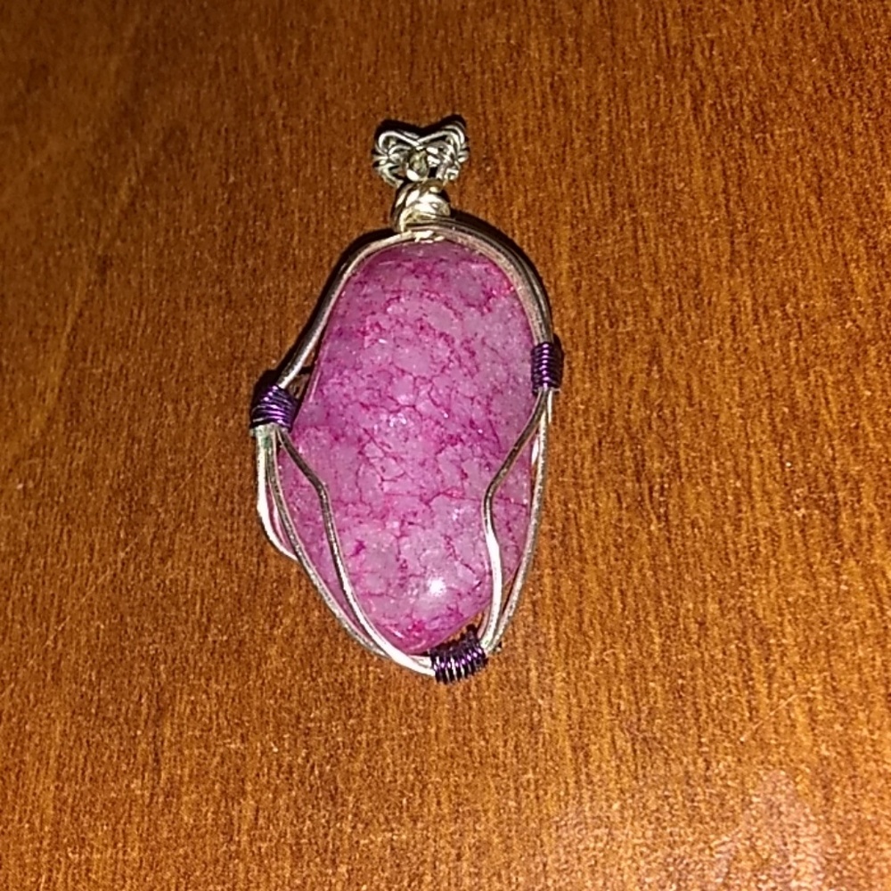 Pink quarts wrapped on silver plated wire
